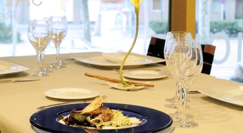 Hotel Ciutat Igualada Ngoại thất bức ảnh
